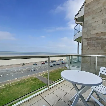 2 Avec Balcon Et Cuisine Equipee - Fr-1-236-145 Lägenhet Cucq