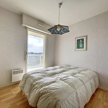 2 Avec Balcon Et Cuisine Equipee - Fr-1-236-145 Cucq